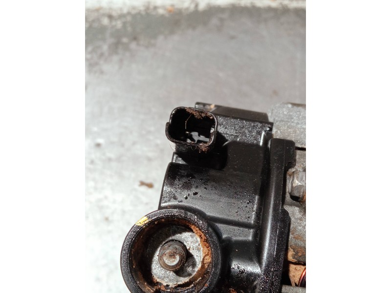 Recambio de alternador para peugeot 208 (p2) referencia OEM IAM 9835689480 2740473F FG12T163