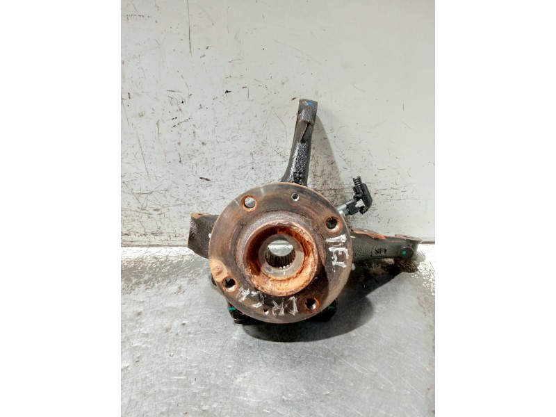 Recambio de mangueta delantera derecha para peugeot 208 (p2) referencia OEM IAM   