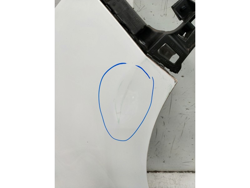 Recambio de aleta delantera derecha para citroen c3 picasso referencia OEM IAM   