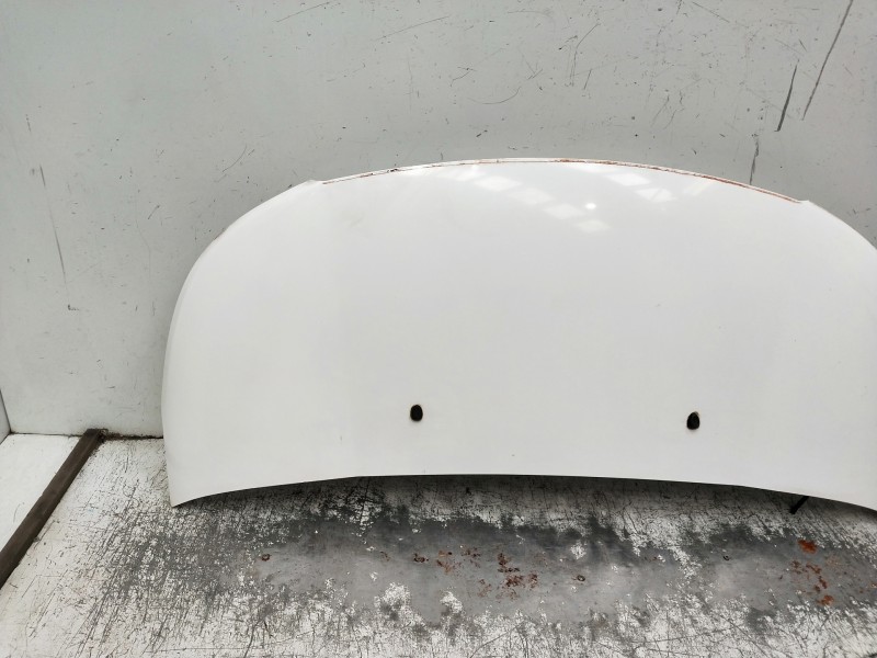 Recambio de capot para citroen c3 picasso referencia OEM IAM   