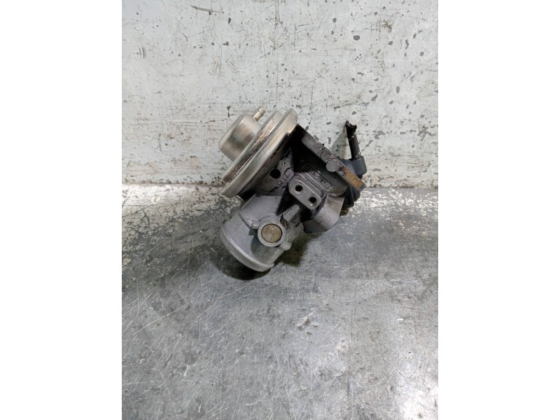 Recambio de valvula egr para volkswagen golf iv berlina (1j1) referencia OEM IAM 038129637 038131501E 