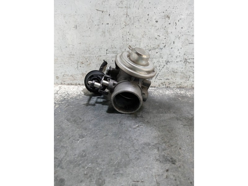 Recambio de valvula egr para volkswagen golf iv berlina (1j1) referencia OEM IAM 038129637 038131501E 