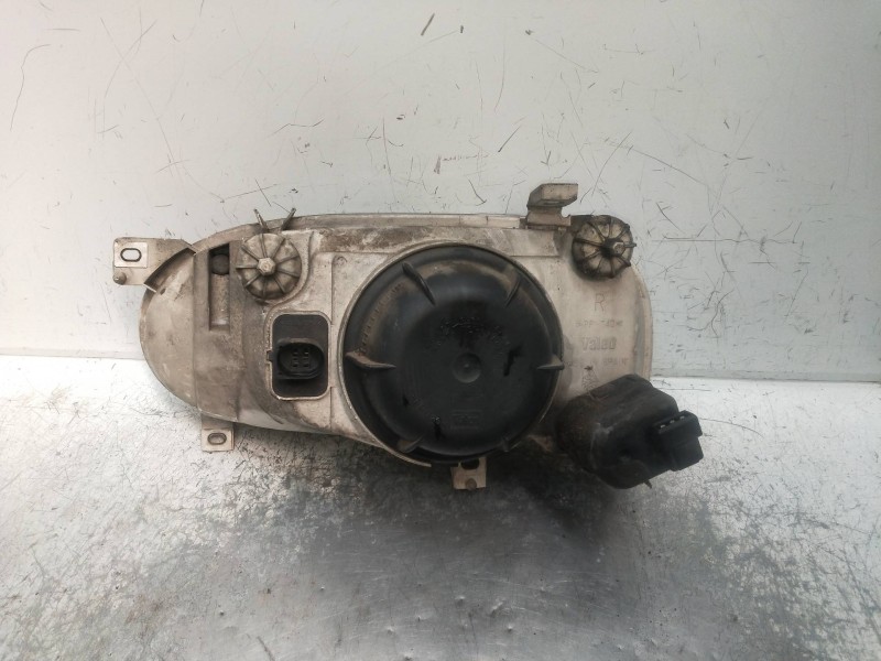 Recambio de faro derecho para volkswagen golf iii berlina (1h1) referencia OEM IAM 1H6941016CQ 67722741 