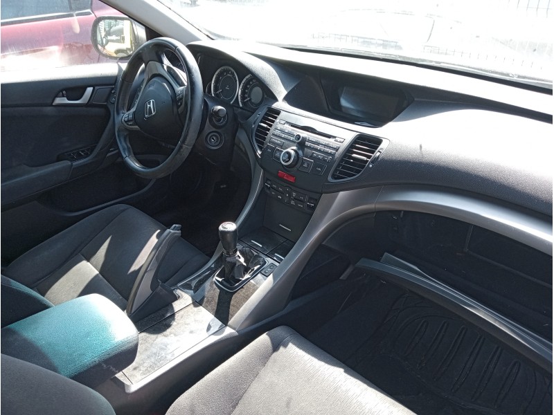 honda accord berlina (cu) del año 2010