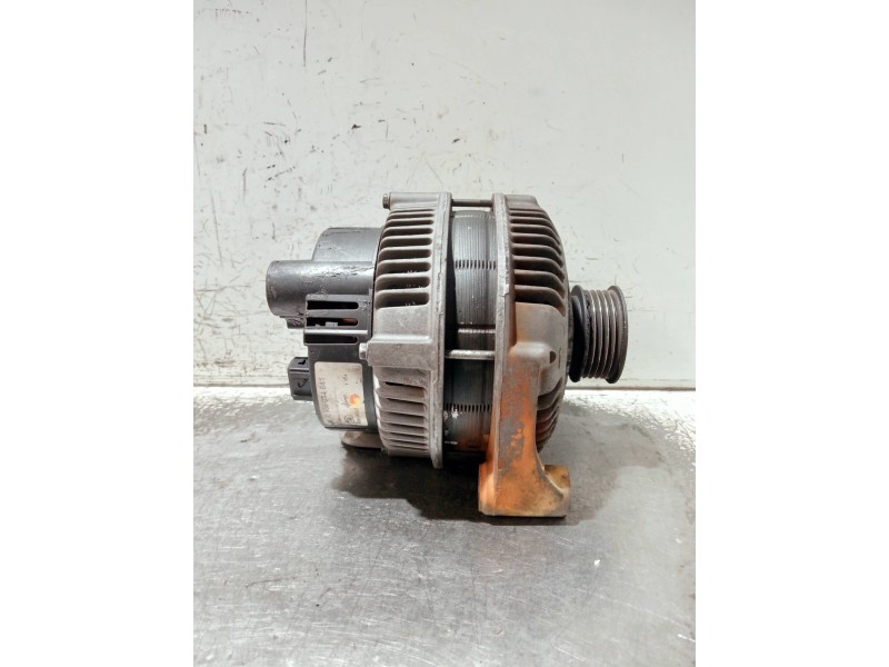 Recambio de alternador para bmw serie 5 berlina (e39) referencia OEM IAM 0986044841  