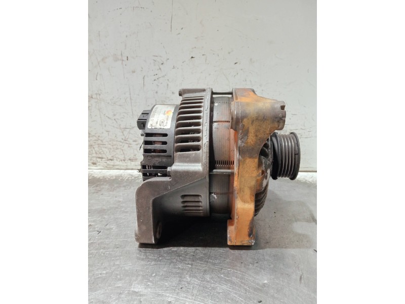Recambio de alternador para bmw serie 5 berlina (e39) referencia OEM IAM 0986044841  