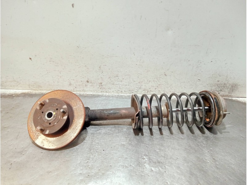 Recambio de mangueta delantera derecha para renault 14 gtl referencia OEM IAM   