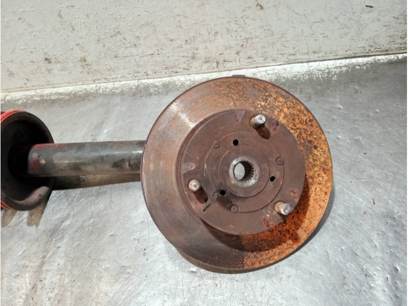 Recambio de mangueta delantera izquierda para renault 14 gtl referencia OEM IAM   