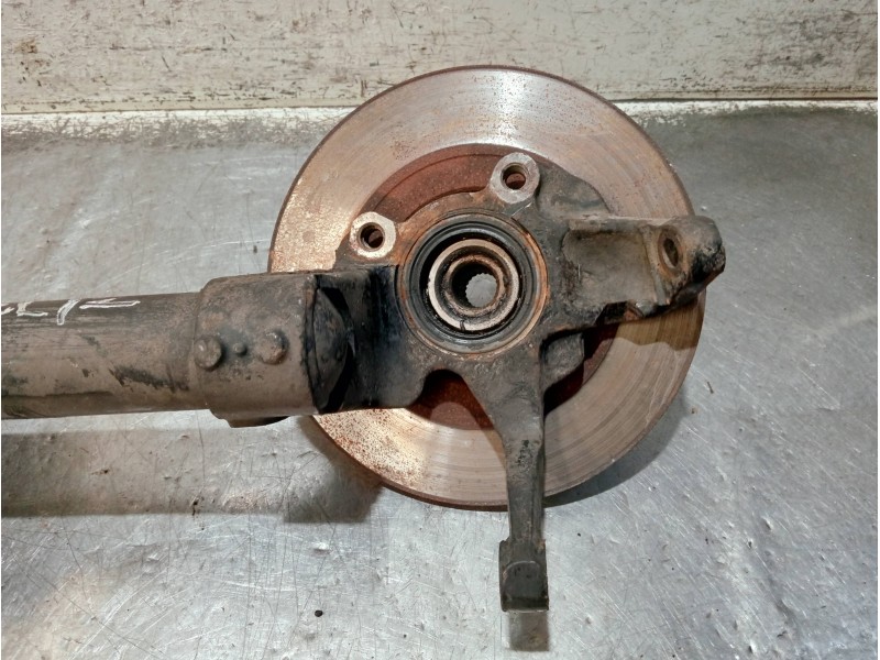 Recambio de mangueta delantera izquierda para renault 14 gtl referencia OEM IAM   