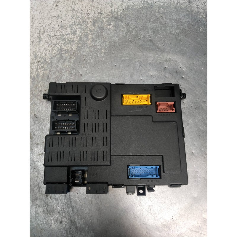 Recambio de caja reles / fusibles para citroen xsara berlina referencia OEM IAM 9639087480 73002112 