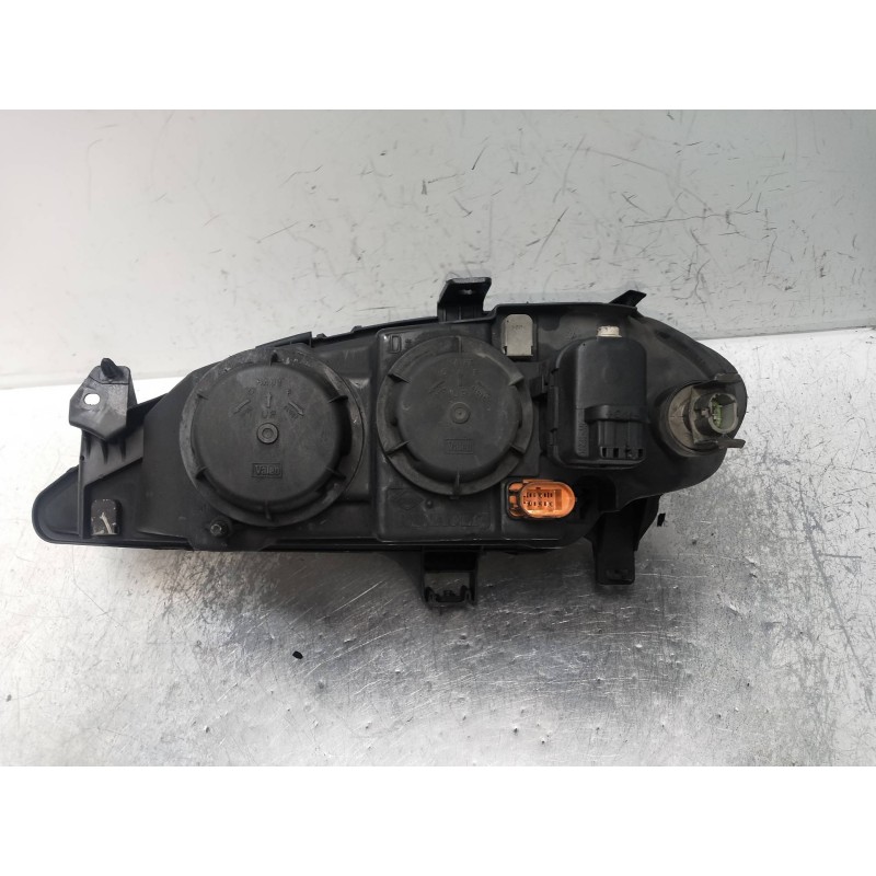 Recambio de faro derecho para renault megane i fase 2 classic (la..) referencia OEM IAM 7701047180  