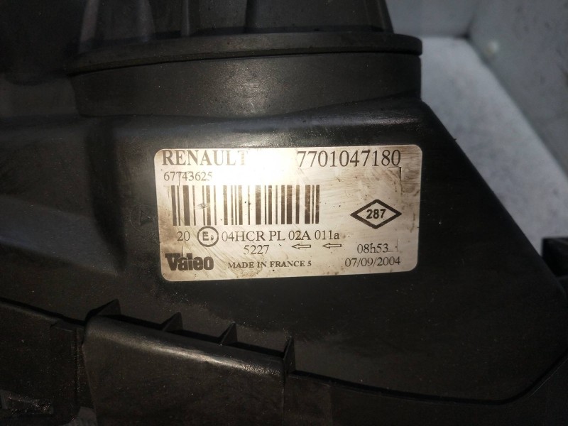 Recambio de faro derecho para renault megane i fase 2 classic (la..) referencia OEM IAM 7701047180  