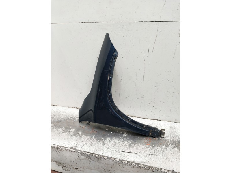 Recambio de aleta delantera derecha para mercedes clase gla (bm 247) referencia OEM IAM   