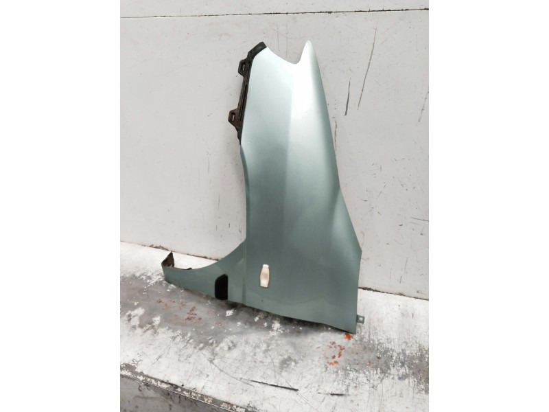 Recambio de aleta delantera izquierda para hyundai matrix (fc) 1.6 gls referencia OEM IAM   