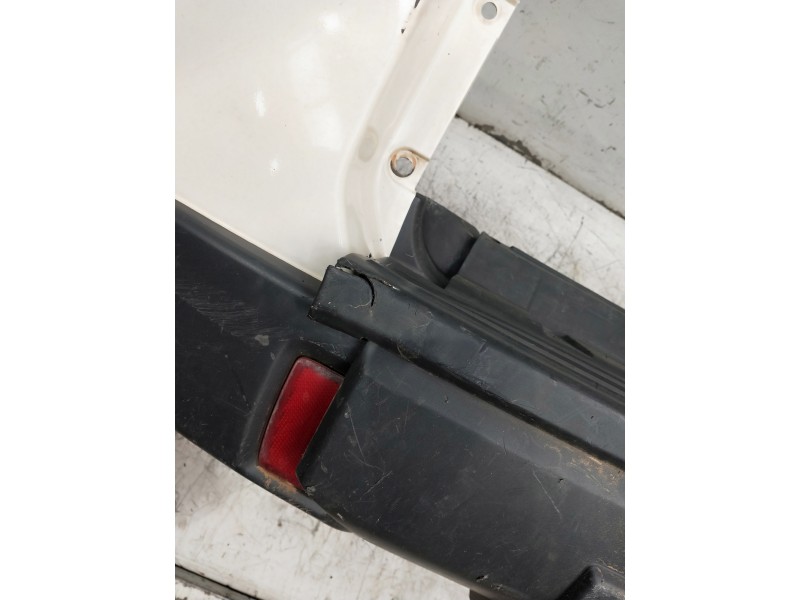 Recambio de paragolpes trasero para mitsubishi montero (v80/v90) referencia OEM IAM   