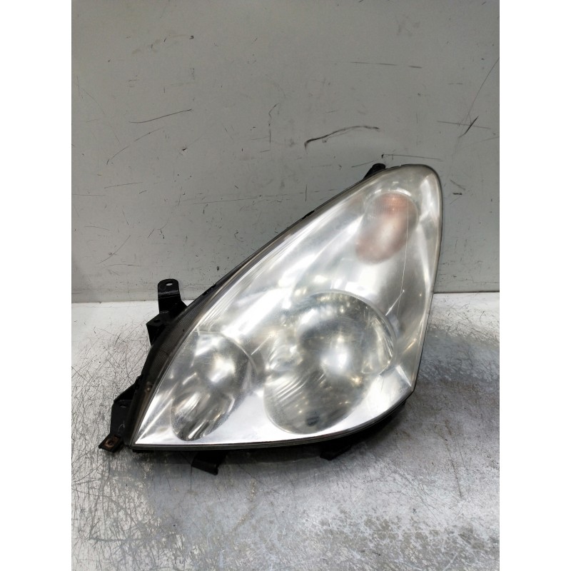 Recambio de faro izquierdo para toyota corolla verso (r1) 2.2 d-4d luna referencia OEM IAM   