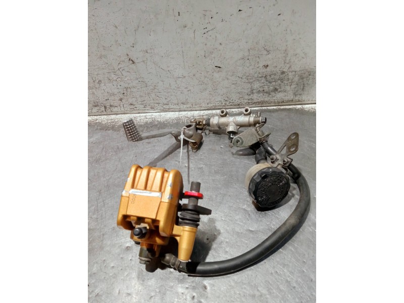 Recambio de pinza freno trasera derecha para kawasaki ninja zx-6 r/rr referencia OEM IAM   