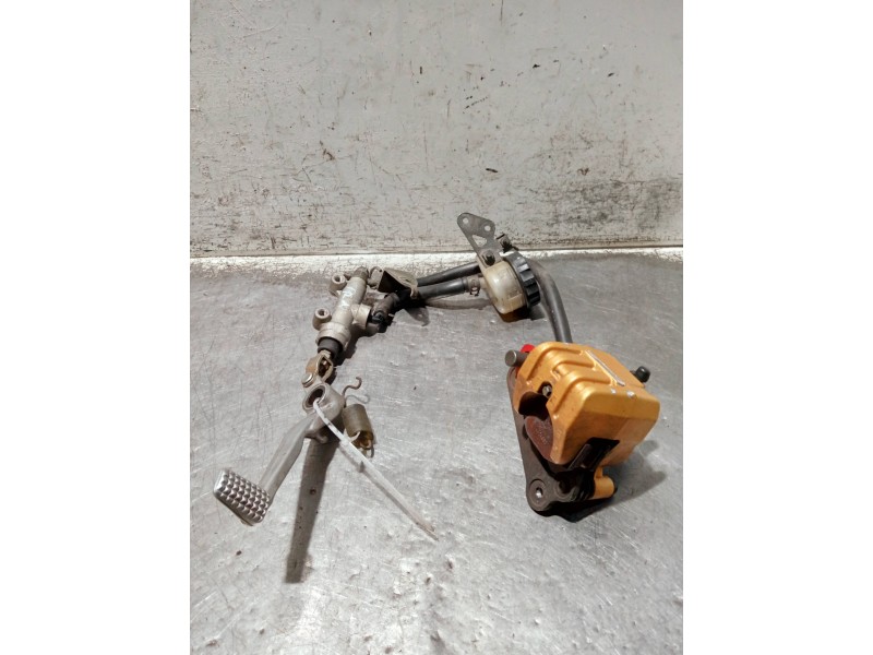 Recambio de pinza freno trasera derecha para kawasaki ninja zx-6 r/rr referencia OEM IAM   