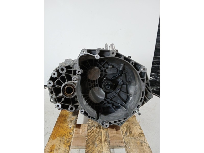 Recambio de caja cambios para opel insignia sports tourer referencia OEM IAM F40 R17016319 BKV 6V