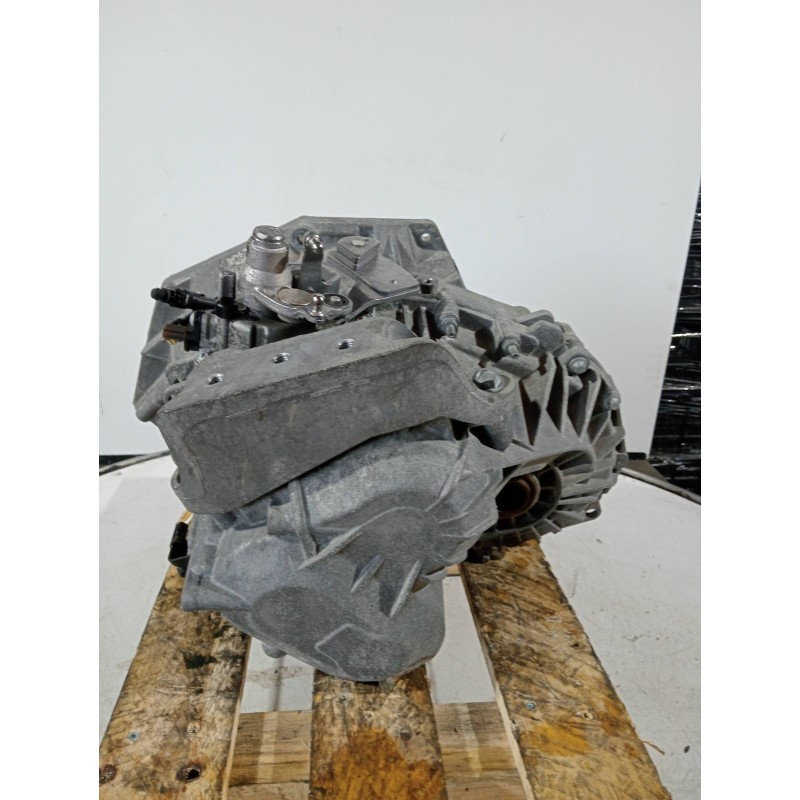 Recambio de caja cambios para opel insignia sports tourer referencia OEM IAM F40 R17016319 BKV 6V