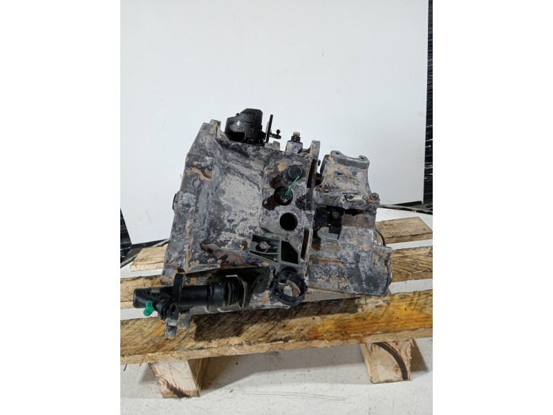 Recambio de caja cambios para citroen c4 lim. referencia OEM IAM 20XJ03 0156096B 6V