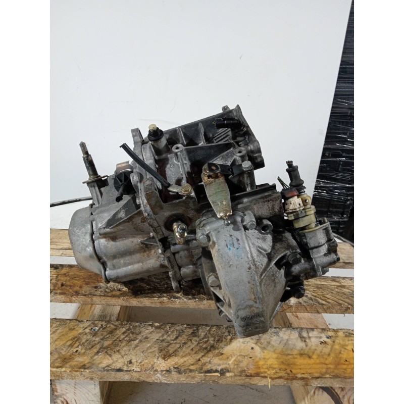 Recambio de caja cambios para citroen c15 1.9 d referencia OEM IAM 20TE11 6267529A 5V