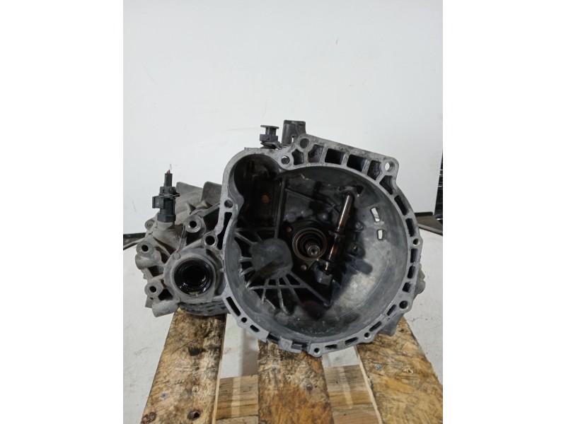 Recambio de caja cambios para hyundai coupe (gk) referencia OEM IAM JB1773 269190 5V