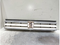 Recambio de rejilla delantera para peugeot 309 referencia OEM IAM   