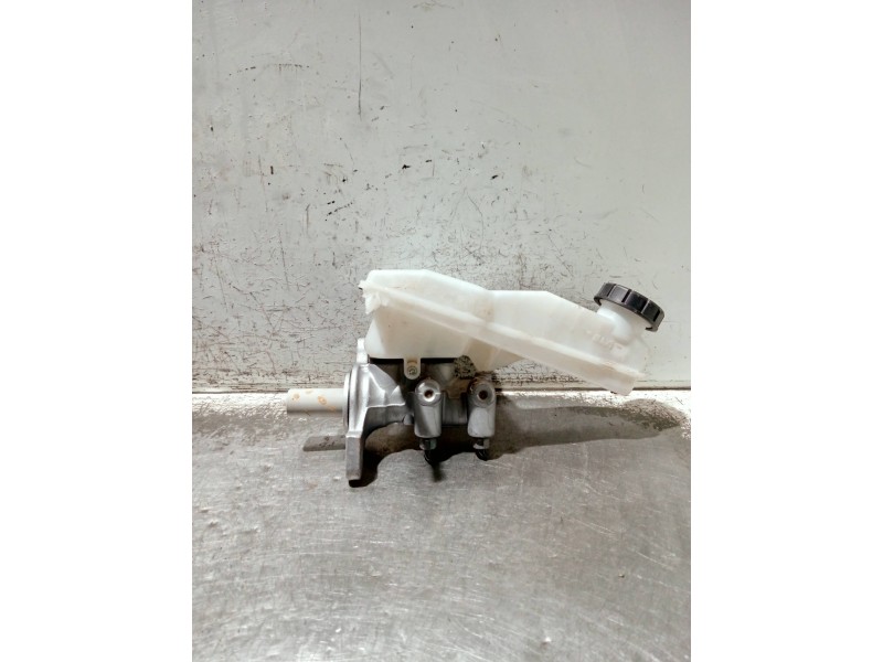Recambio de bomba freno para peugeot 208 (p2) referencia OEM IAM 32672071 A005P990 