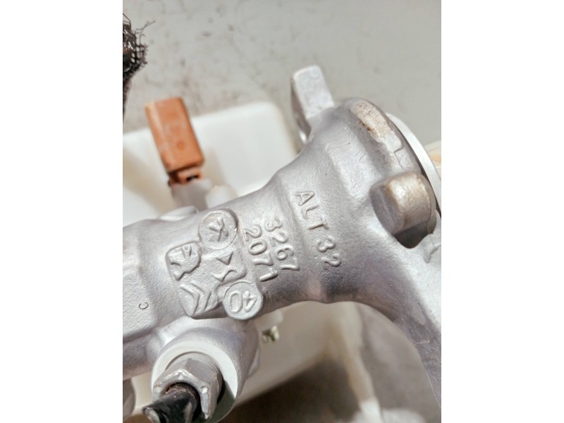 Recambio de bomba freno para peugeot 208 (p2) referencia OEM IAM 32672071 A005P990 