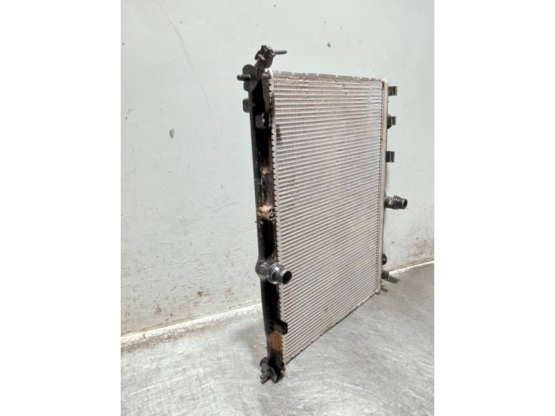 Recambio de radiador agua para peugeot 208 (p2) referencia OEM IAM 9825333380 TP4221364450 