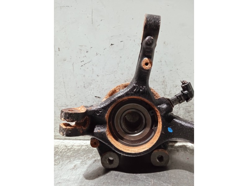 Recambio de mangueta delantera izquierda para peugeot 208 (p2) referencia OEM IAM   