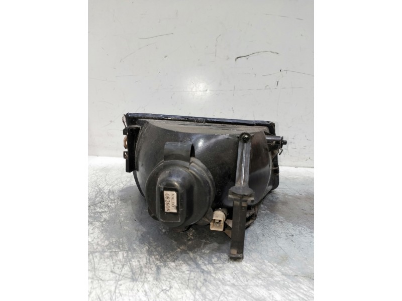 Recambio de faro izquierdo para peugeot 309 referencia OEM IAM 082608  