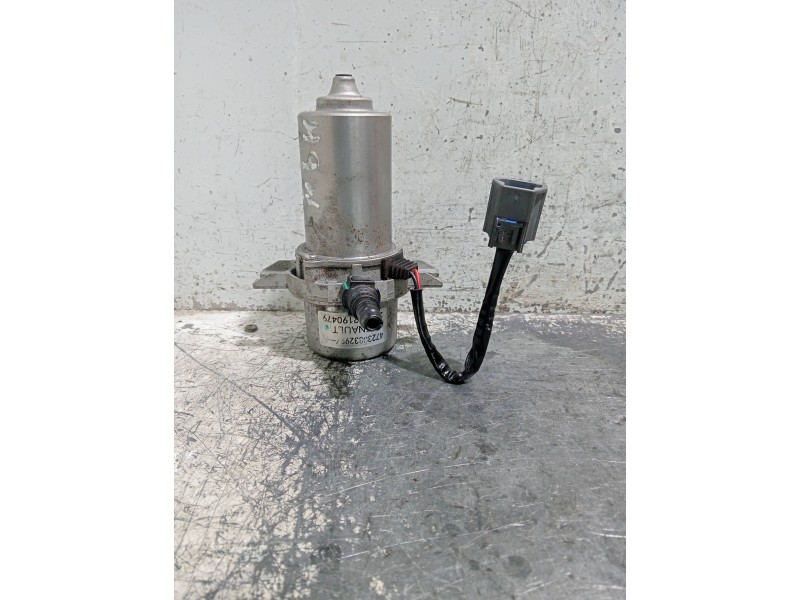 Recambio de depresor freno / bomba vacio para dacia spring referencia OEM IAM 472308329R  BOMBA VACIO