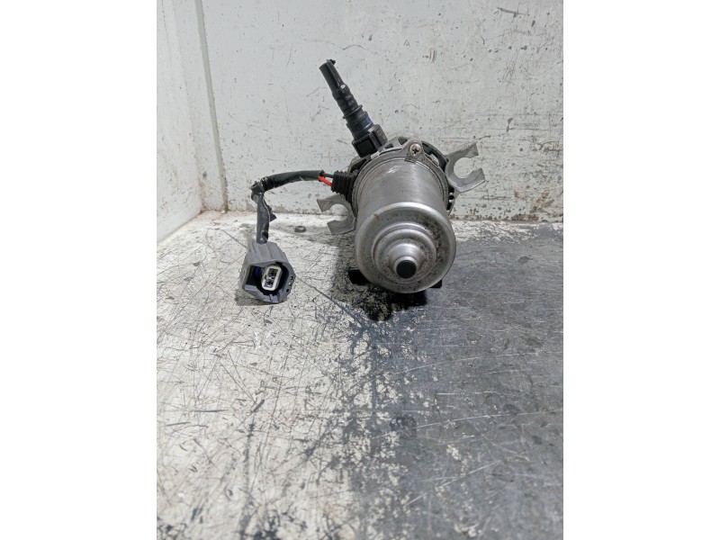 Recambio de depresor freno / bomba vacio para dacia spring referencia OEM IAM 472308329R  BOMBA VACIO