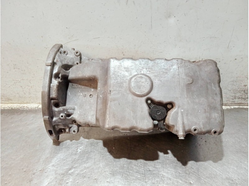 Recambio de carter para mercedes sprinter 02.00  caja abierta, doble cab. referencia OEM IAM R6110140902  