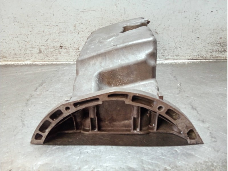 Recambio de carter para mercedes sprinter 02.00  caja abierta, doble cab. referencia OEM IAM R6110140902  