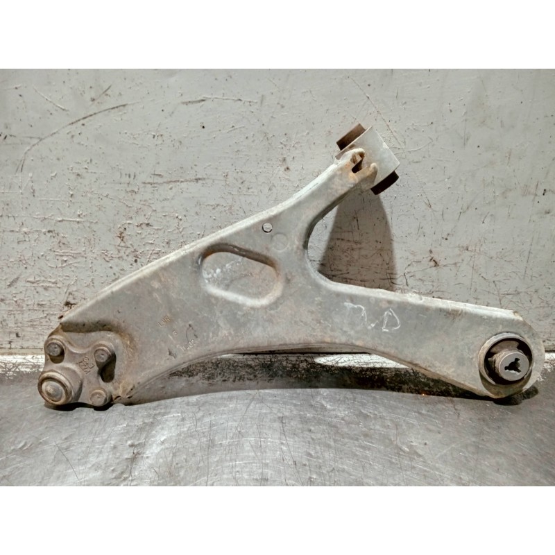 Recambio de brazo suspension inferior delantero derecho para citroen c4 lim. referencia OEM IAM   