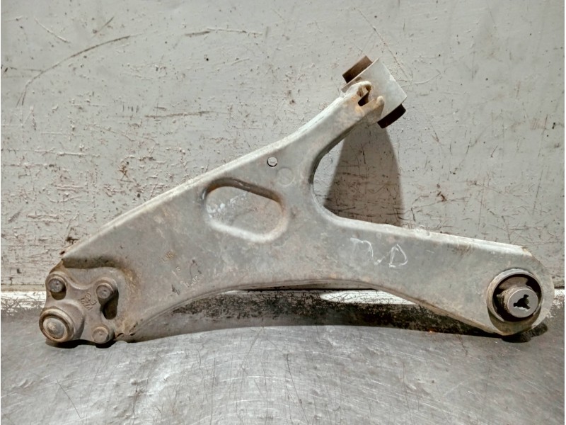Recambio de brazo suspension inferior delantero derecho para citroen c4 lim. referencia OEM IAM   