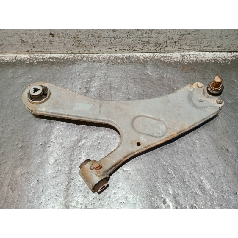 Recambio de brazo suspension inferior delantero izquierdo para citroen c4 lim. referencia OEM IAM   