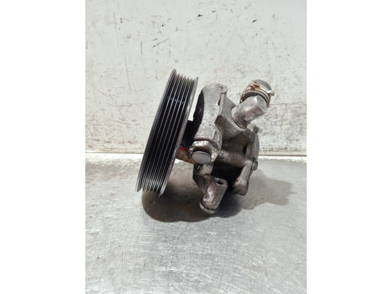 Recambio de bomba direccion para mercedes clase e (w210) berlina diesel 270 cdi (210.016) referencia OEM IAM 0024668801 2108430 