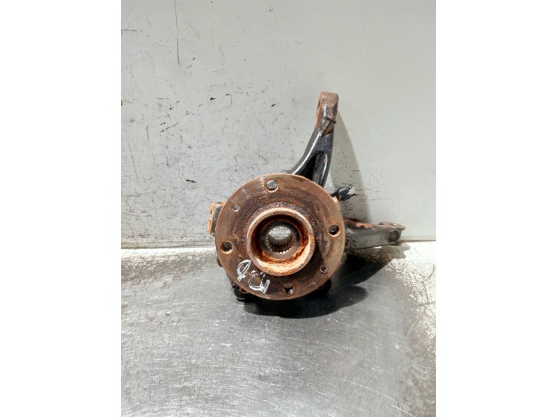 Recambio de mangueta delantera derecha para citroen c4 lim. referencia OEM IAM   