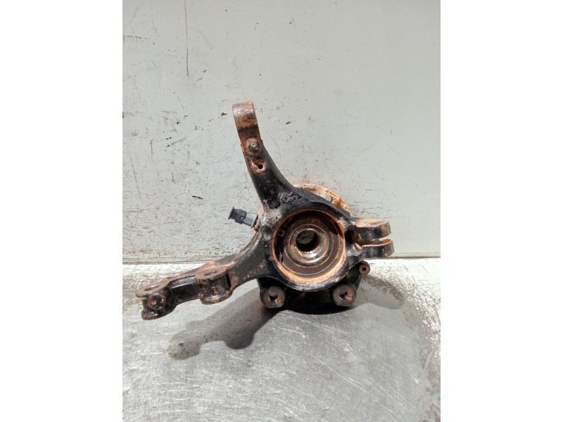 Recambio de mangueta delantera derecha para citroen c4 lim. referencia OEM IAM   