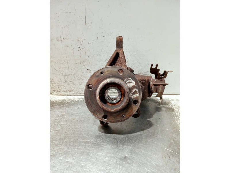 Recambio de mangueta delantera derecha para citroen xsara picasso referencia OEM IAM   