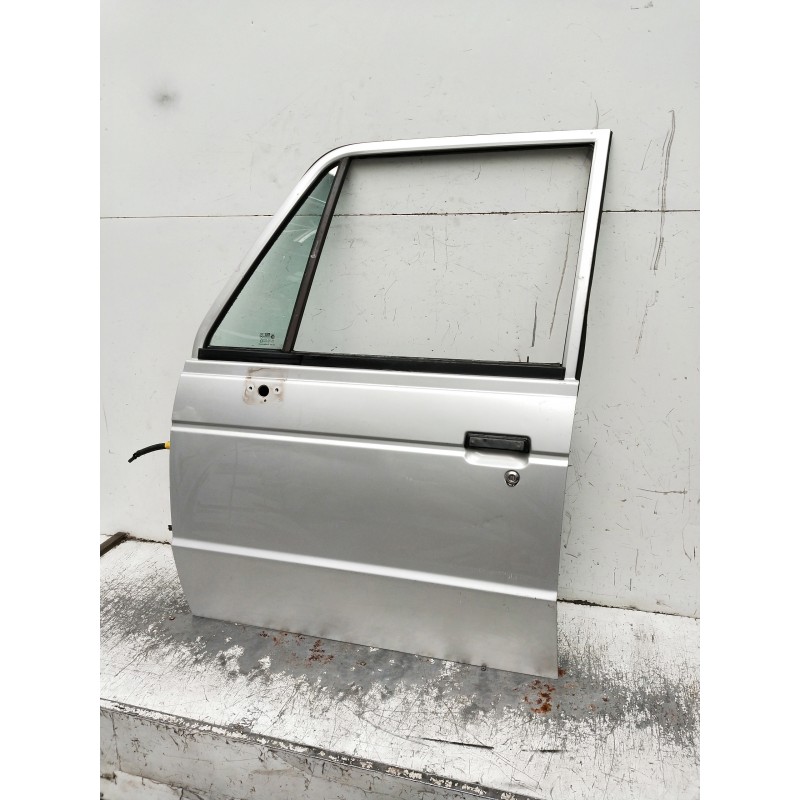 Recambio de puerta delantera izquierda para mitsubishi galloper (hyundai) referencia OEM IAM   3P