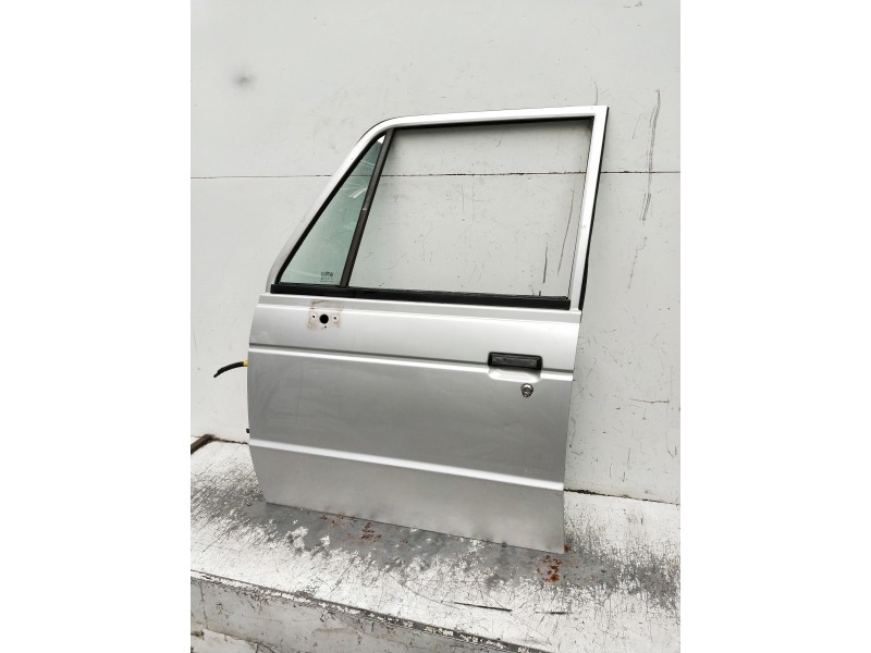 Recambio de puerta delantera izquierda para mitsubishi galloper (hyundai) referencia OEM IAM   3P