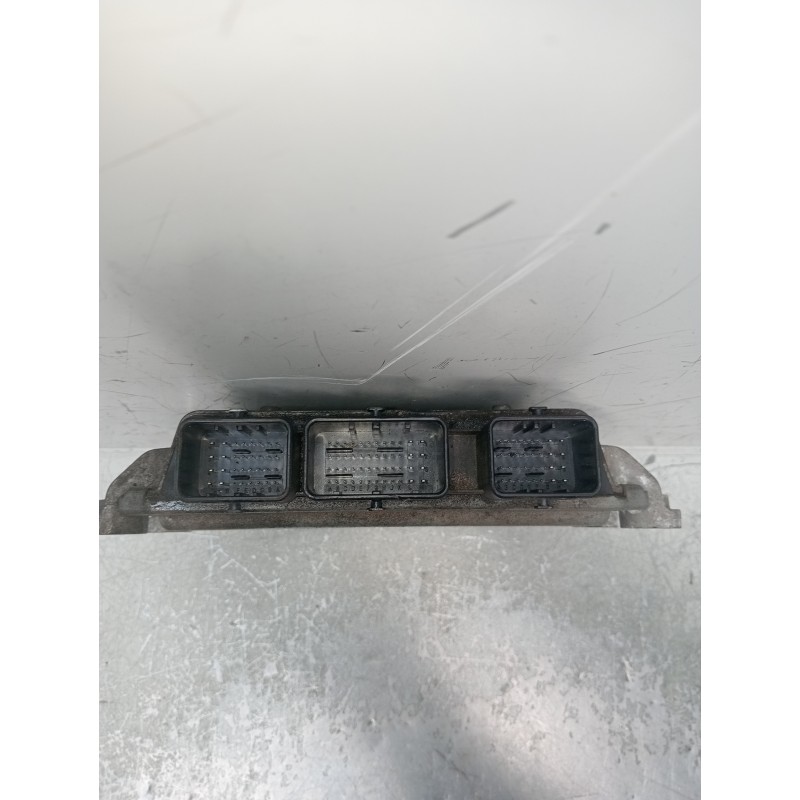Recambio de centralita motor uce para citroen c3 referencia OEM IAM 5WS40110ET  