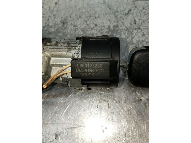 Recambio de conmutador de arranque para peugeot partner kasten referencia OEM IAM   