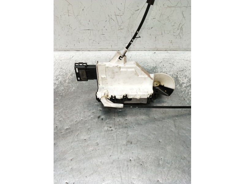 Recambio de motor cierre centralizado delantero izquierdo para peugeot partner kasten referencia OEM IAM   5P