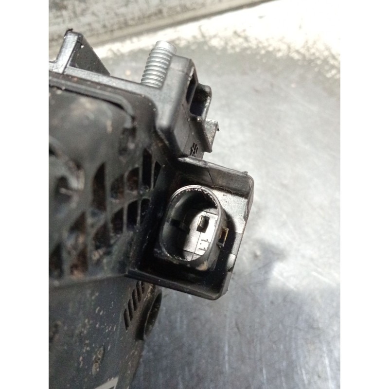 Recambio de alternador para mercedes-benz clase gla (bm 247) referencia OEM IAM A0009063903/EG20S013/2823499D  